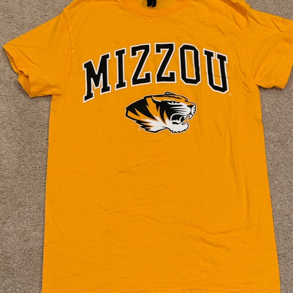 Gildan Yellow Mizzou Short Sleeve Tee